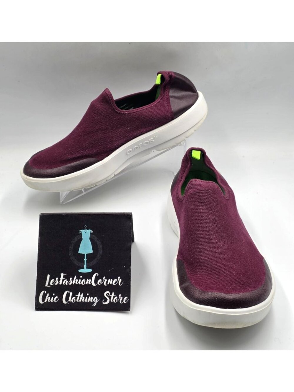 Oofos Women’s Burgundy EeZee Low Slip-On Recovery Lightweight Shoes Size 12 3981